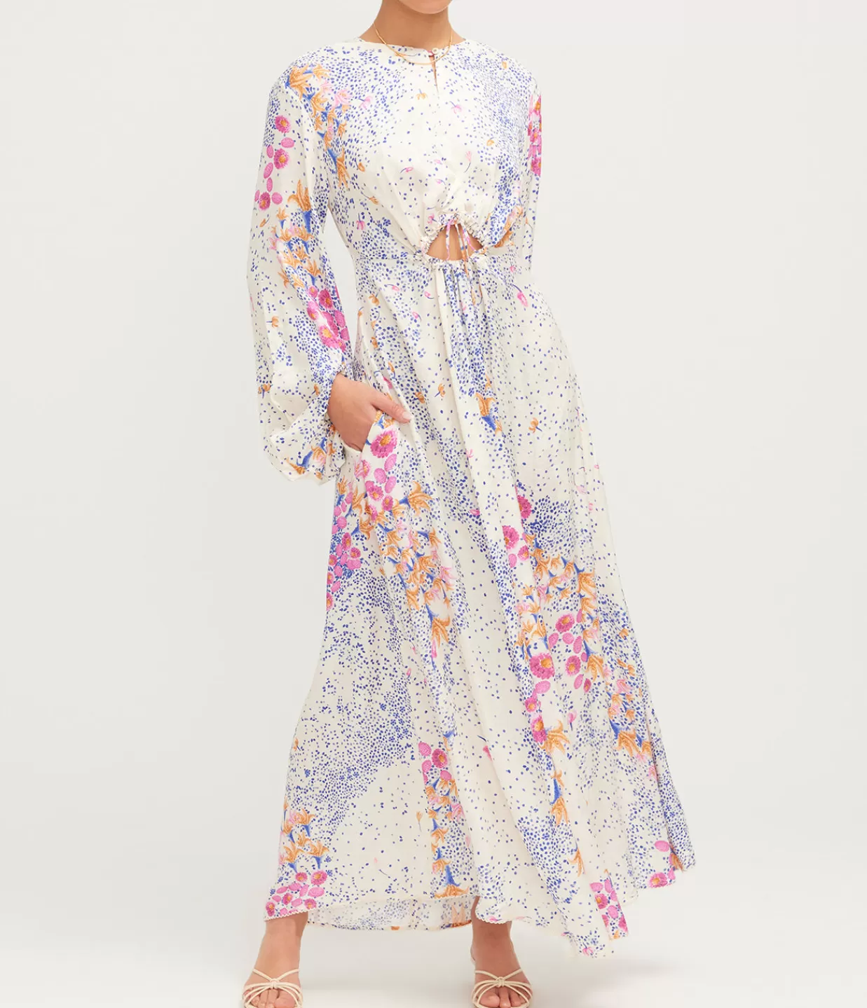 Store Antonieta Maxi Kaftan In Capullo Dresses