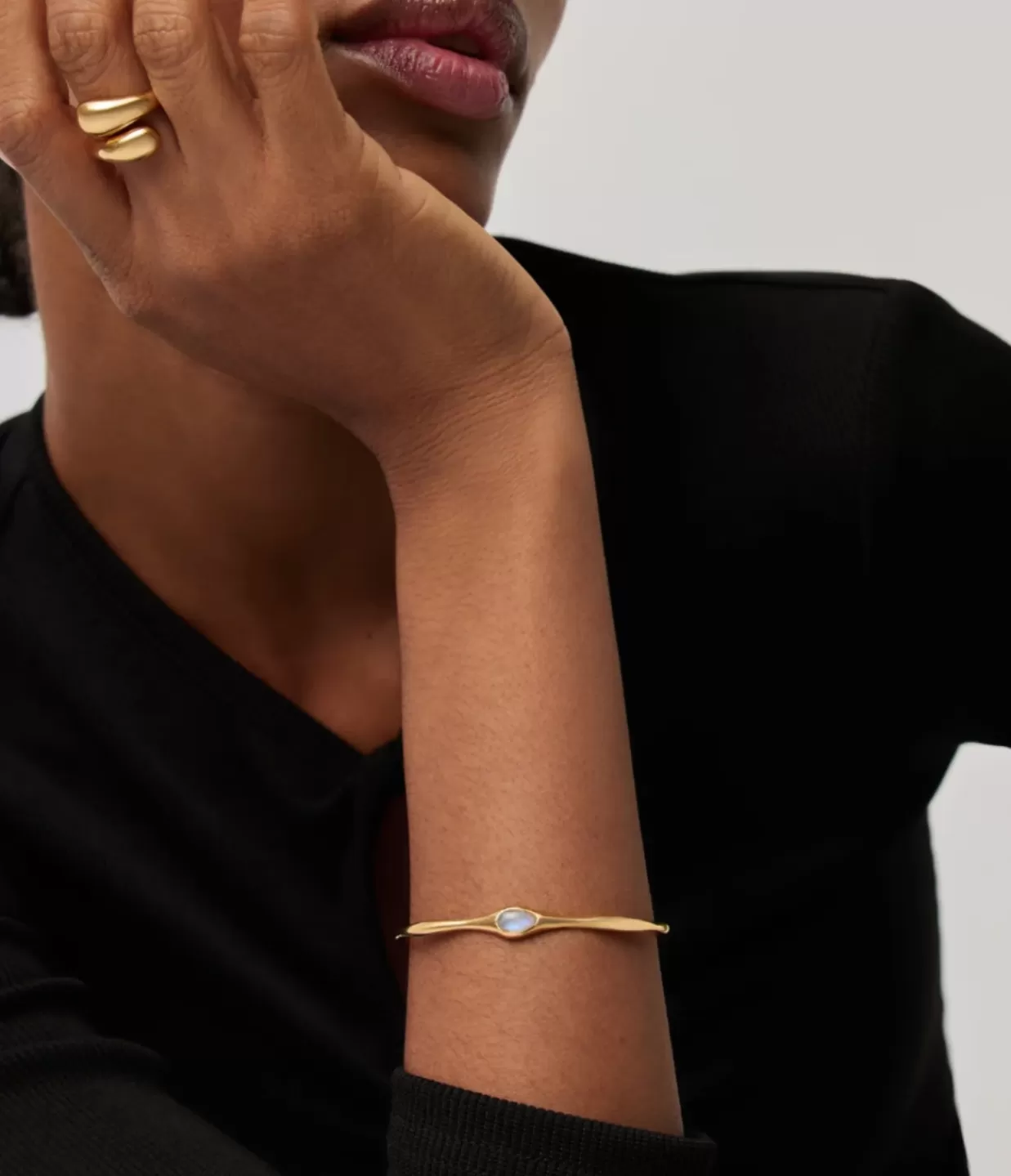 Fashion Magma Gemstone Cuff Bracelet In Gold Jewellery | Bracelets