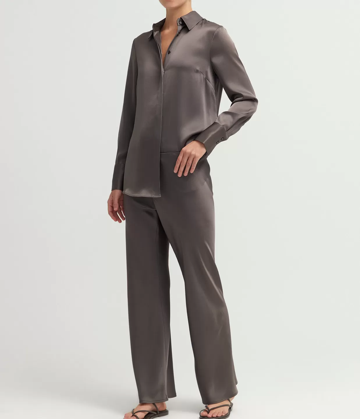 Fashion Myrna Bias Pant In Graphite Pants