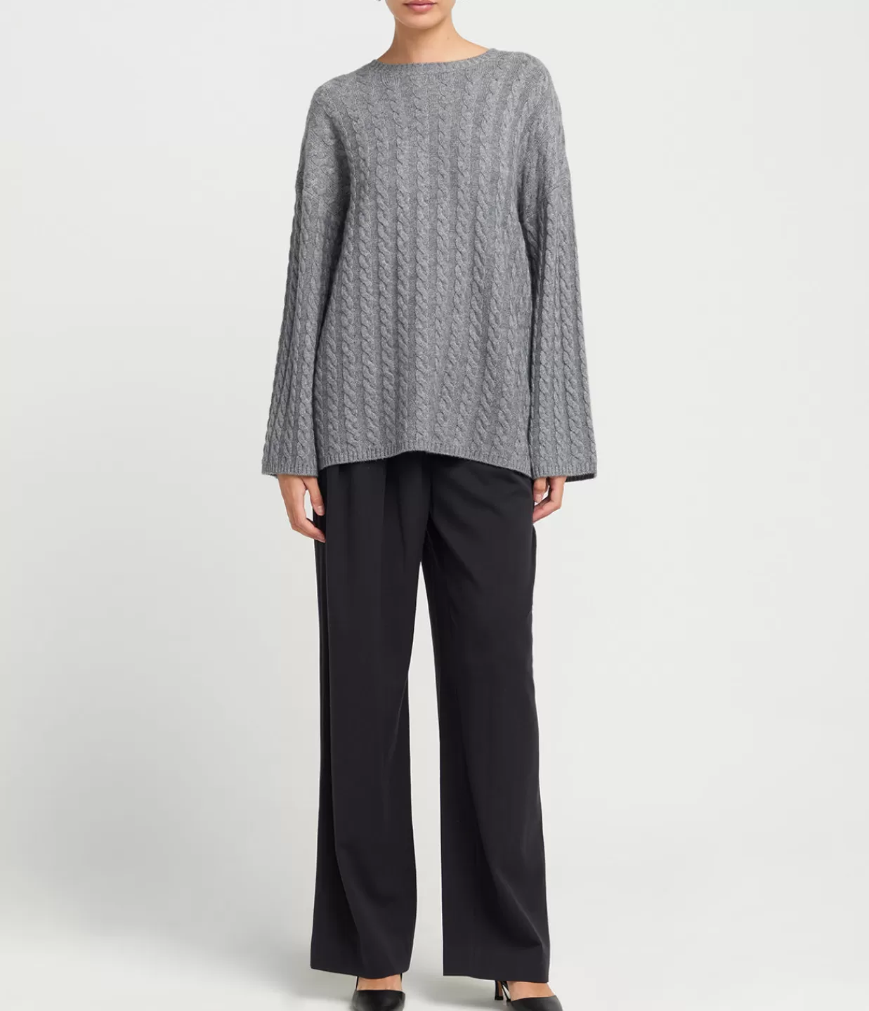 Online Noa Cable Knit Cashmere And Merino Sweater In Medium Grey Knitwear