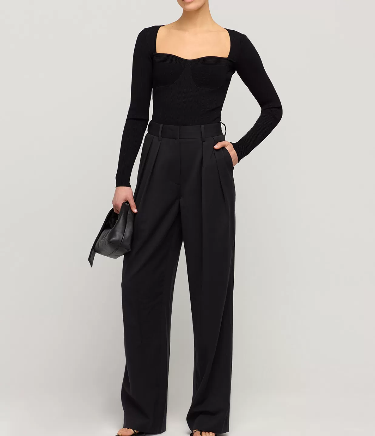 Outlet Silhouette Square Neck Top In Black Tops